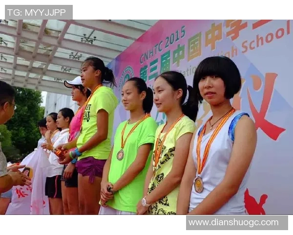 重庆网球队在全国锦标赛中的默契配合与战术分析 重庆网球队在全国锦标赛中的默契配合与战术分析